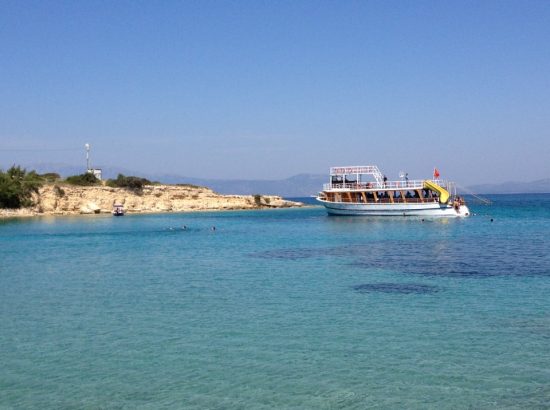 Kocakarı Plajı Çeşme
